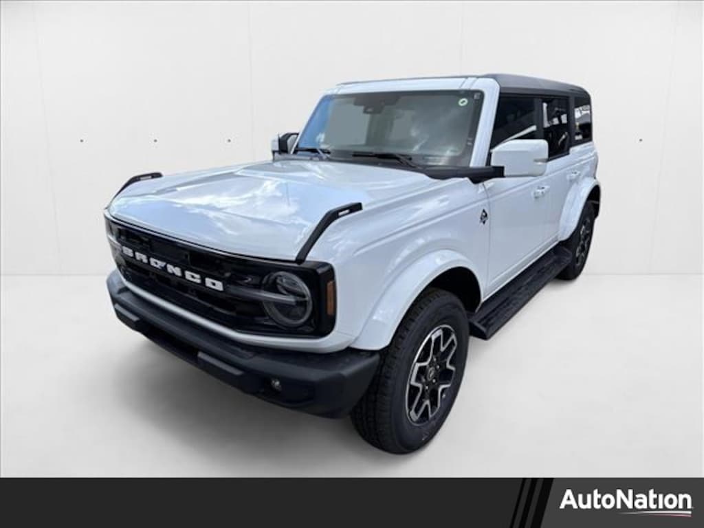 New 2025 Ford Bronco Outer Banks SUV