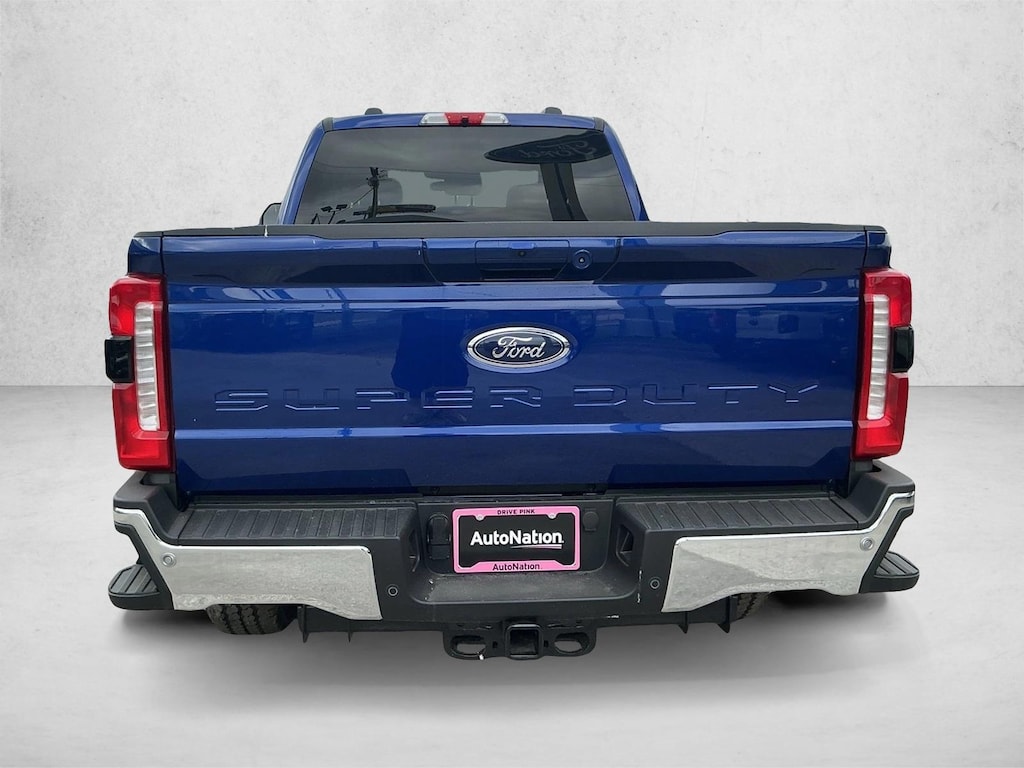 New 2026 Ford F-250 LARIAT Truck Crew Cab