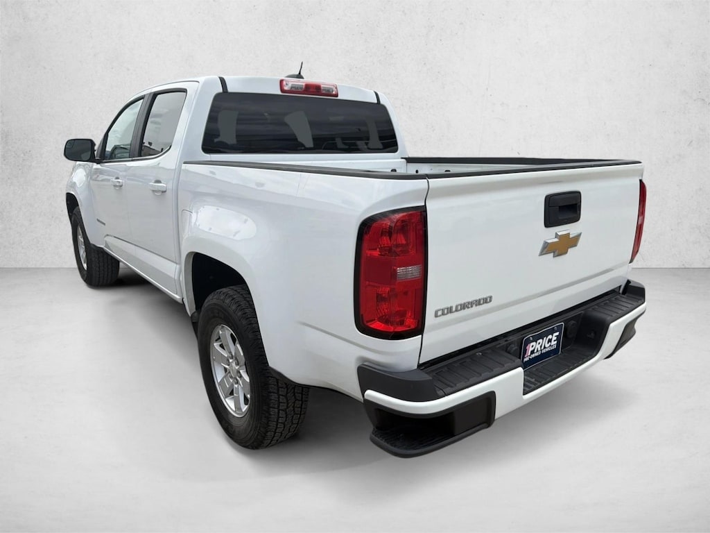 Used 2017 Chevrolet Colorado 2WD WT Truck Crew Cab