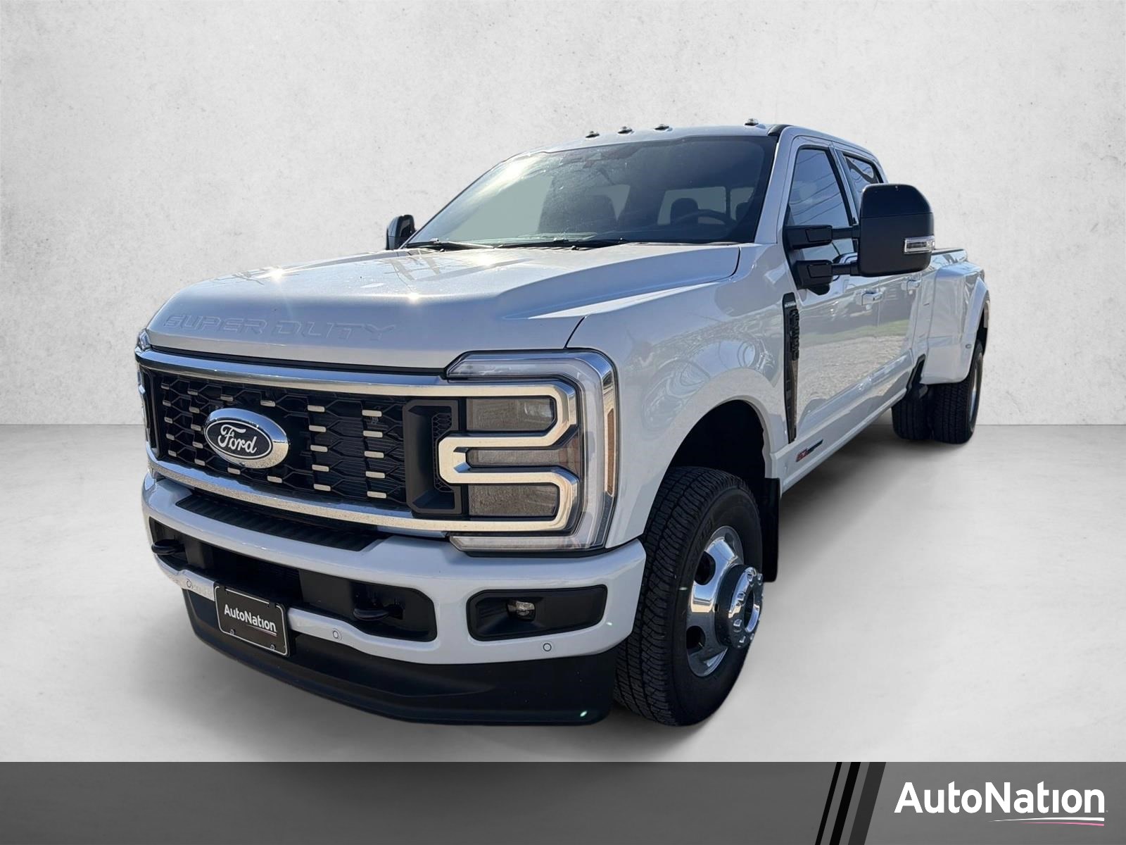 2027 Ford F-350 Platinum Truck Crew Cab