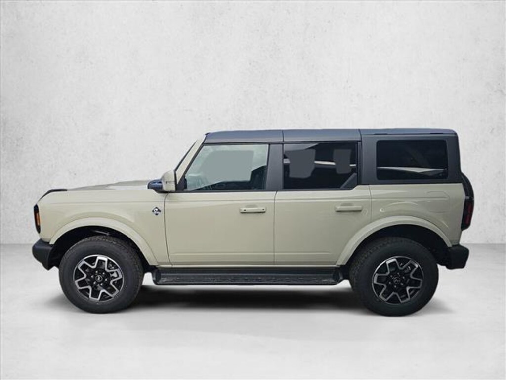 New 2025 Ford Bronco Outer Banks SUV
