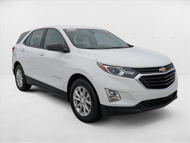 2021 Chevrolet Equinox LS photo 3