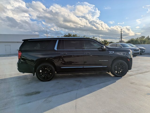 2021 Gmc Yukon XL SLT photo 4