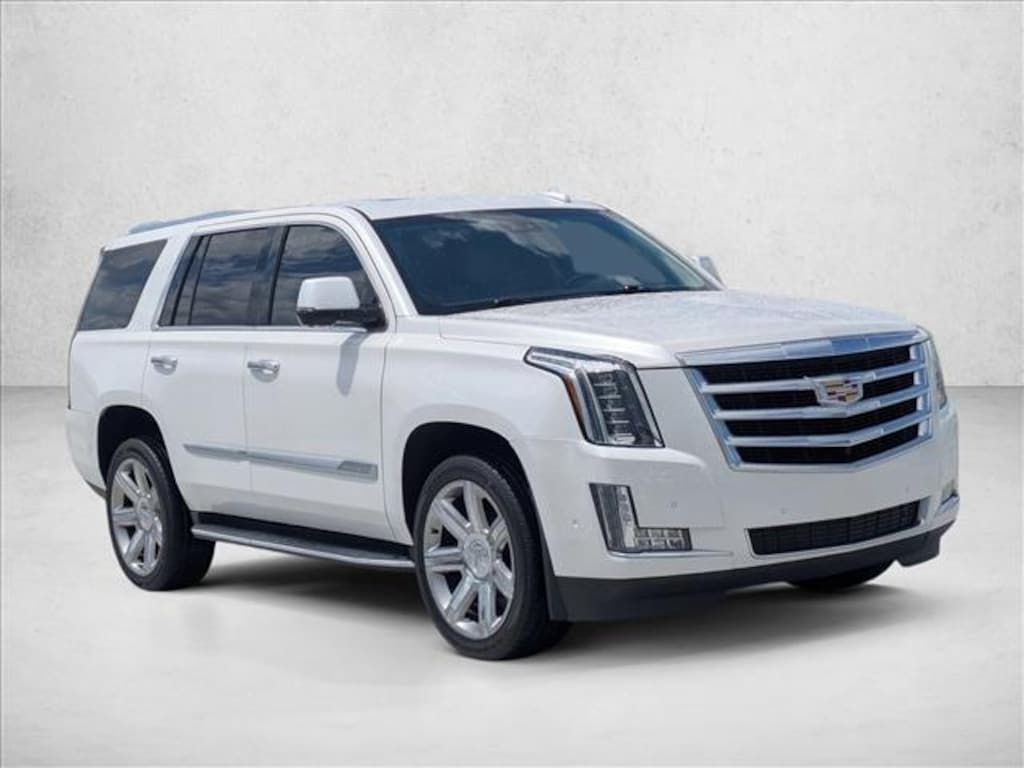 Used 2018 CADILLAC Escalade Luxury SUV