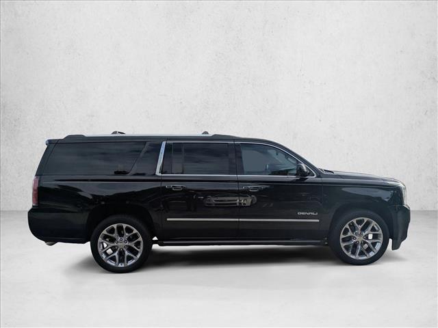 2017 Gmc Yukon XL Denali photo 4