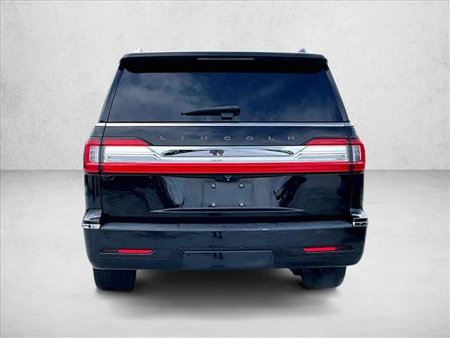 2019 Lincoln Navigator Black Label photo 4