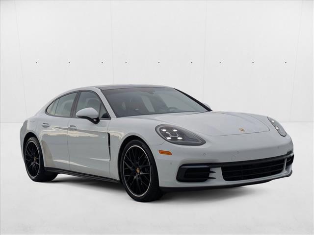 2020 Porsche Panamera 4 photo 3