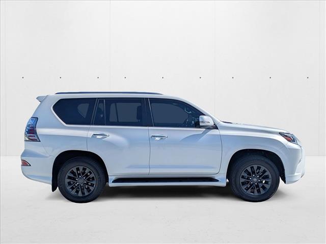 2023 Lexus GX 460 Premium photo 2