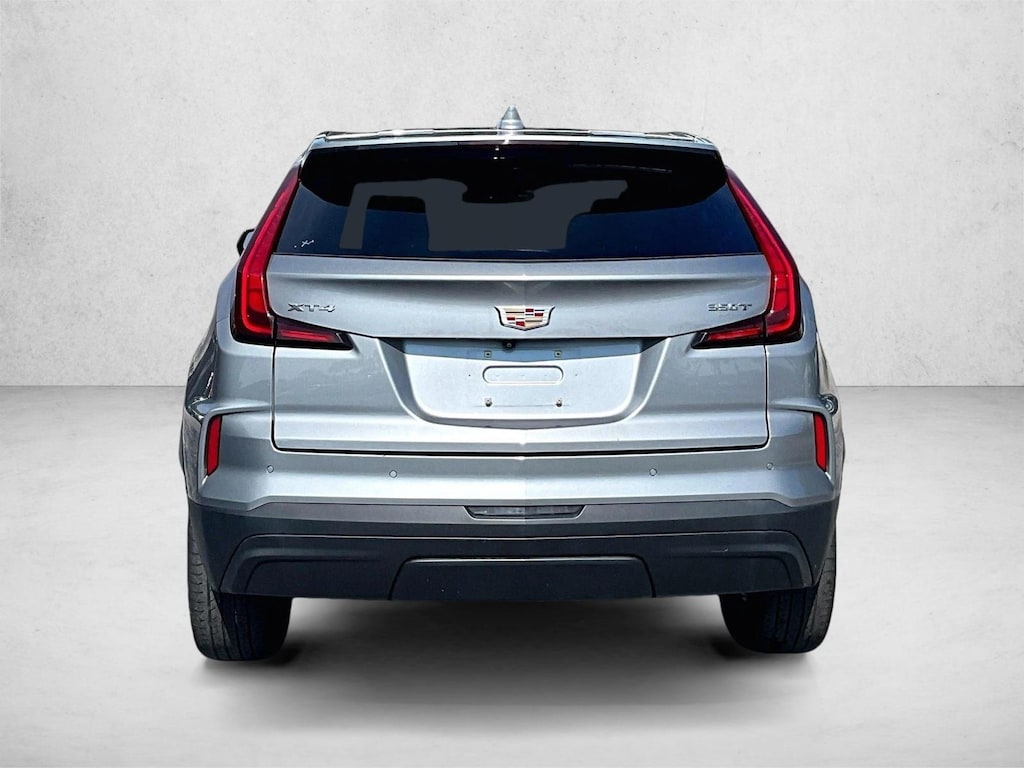 Used 2024 CADILLAC XT4 FWD Luxury SUV