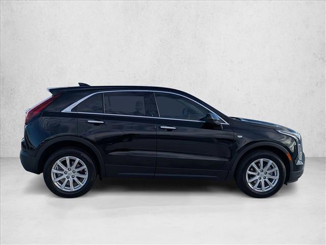 2023 Cadillac XT4 Luxury photo 4