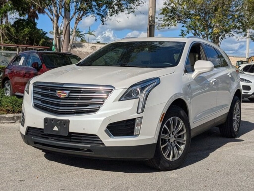 Used 2018 CADILLAC XT5 Luxury AWD SUV