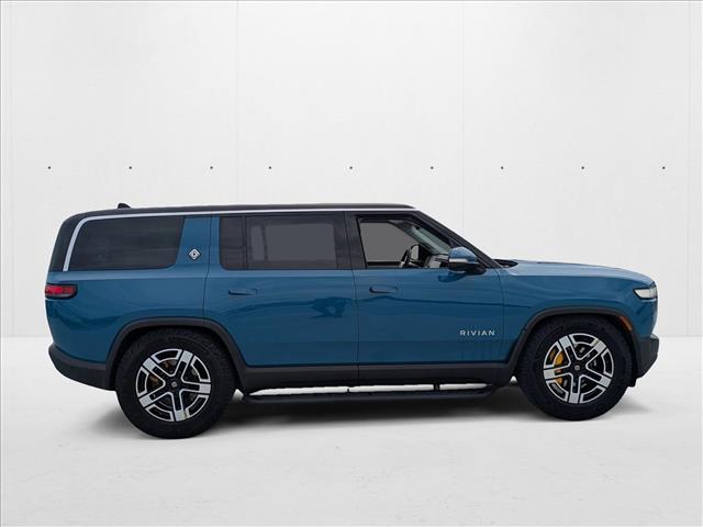 2023 Rivian R1S Launch Edition photo 4
