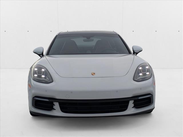 2020 Porsche Panamera 4 photo 2