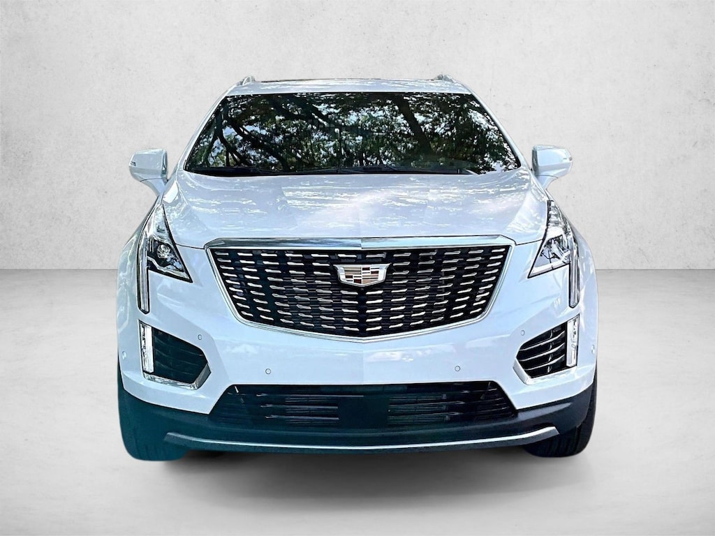 Certified 2025 CADILLAC XT5 FWD Premium Luxury SUV