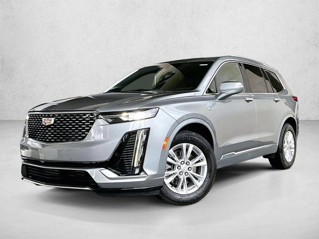 Used 2025 CADILLAC XT6 FWD Luxury SUV