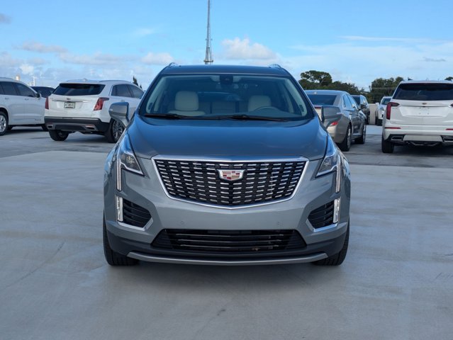 2024 Cadillac XT5 Premium Luxury photo 2