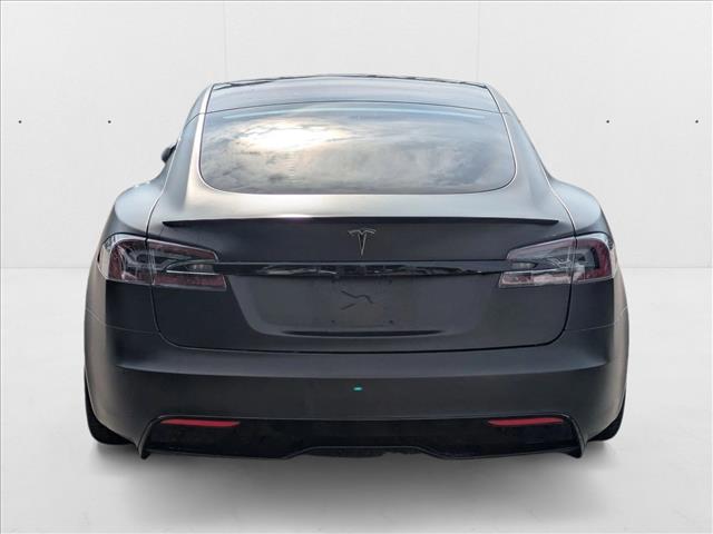 2022 Tesla Model S Plaid photo 3