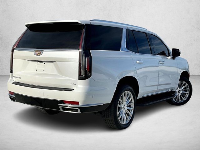 2023 Cadillac Escalade Premium Luxury photo 2