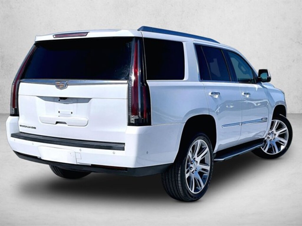 Used 2017 CADILLAC Escalade Luxury SUV