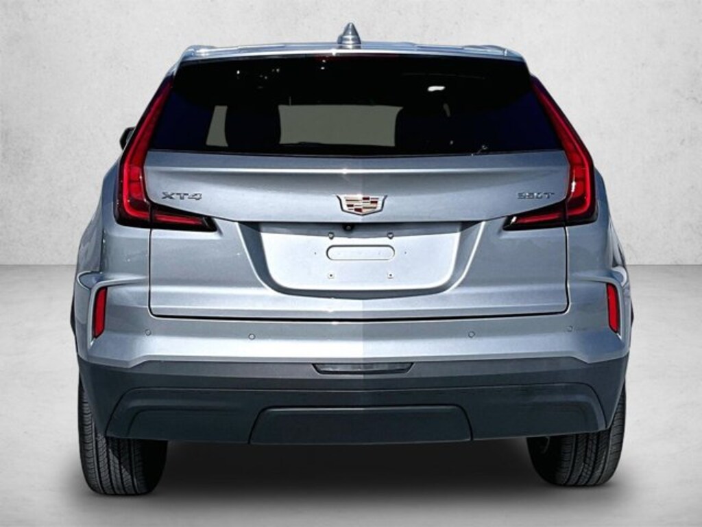 Used 2024 CADILLAC XT4 FWD Luxury SUV