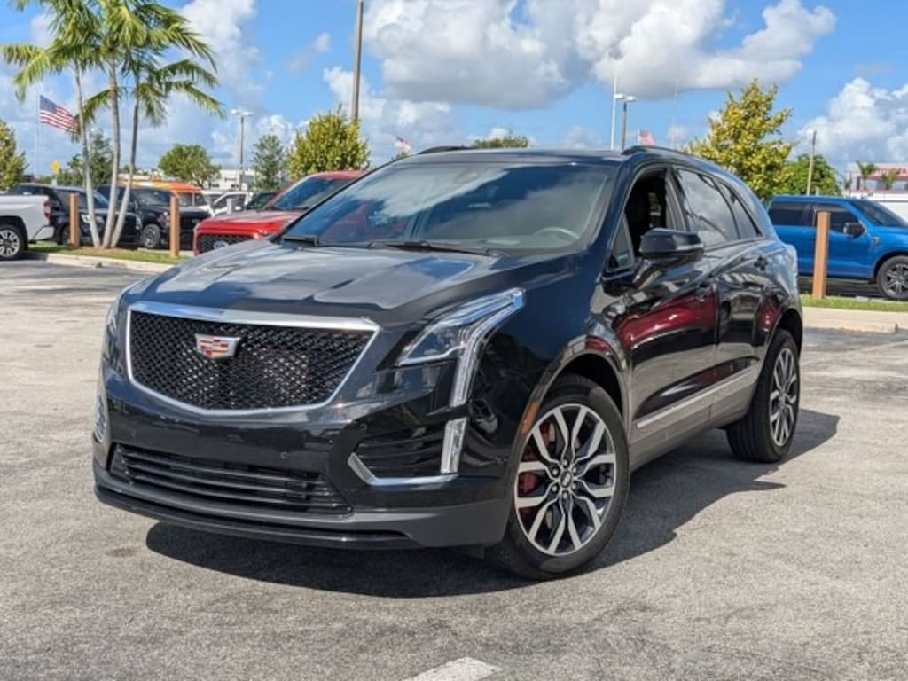 Used 2024 CADILLAC XT5 AWD Sport SUV
