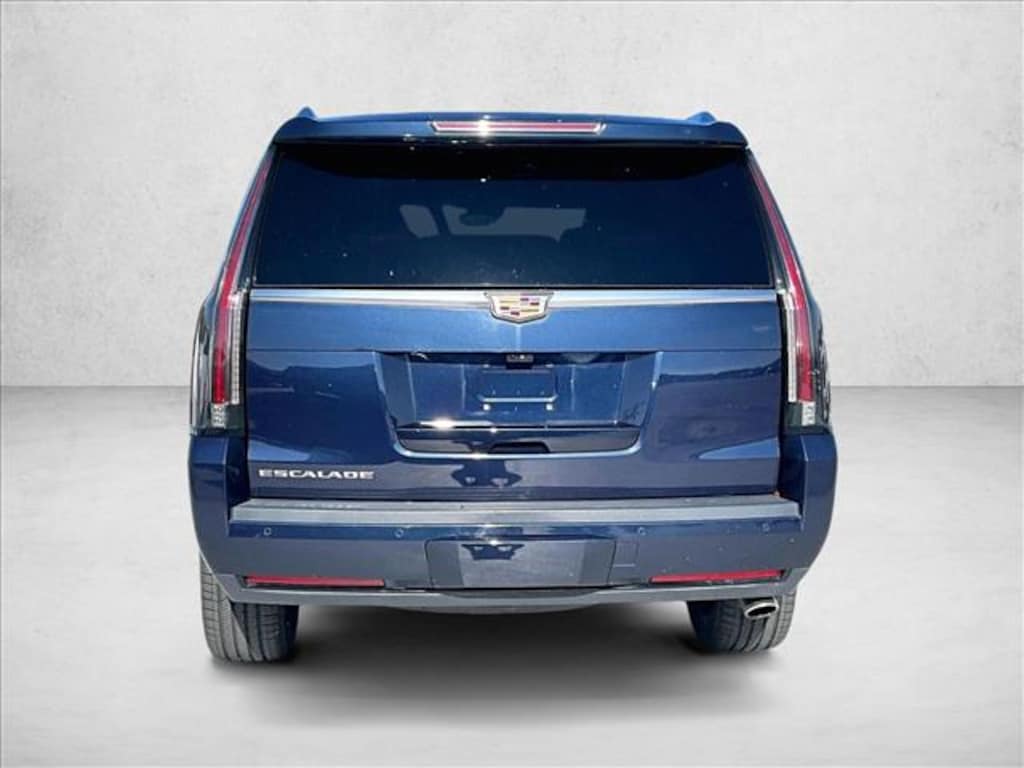 Used 2018 CADILLAC Escalade Luxury SUV