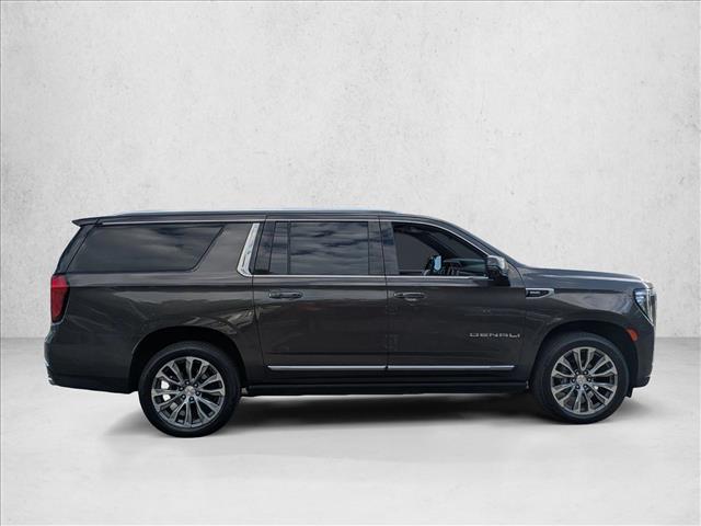 2021 Gmc Yukon XL Denali photo 4