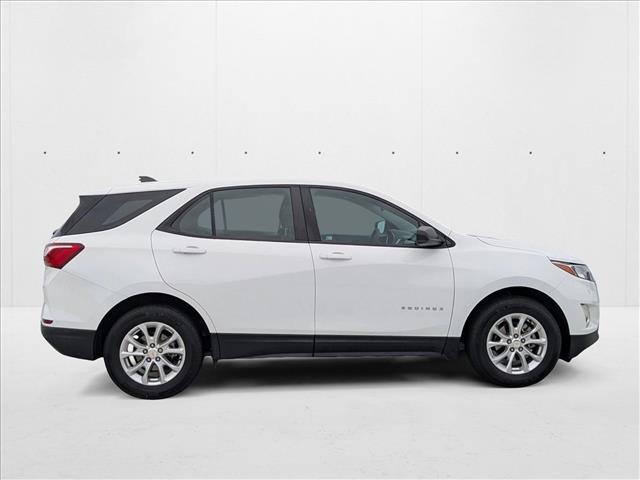 2021 Chevrolet Equinox LS photo 4