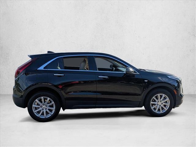 2023 Cadillac XT4 Luxury photo 4