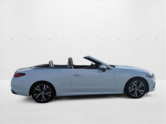 2024 Mercedes Benz CLE 300 4MATIC photo 4
