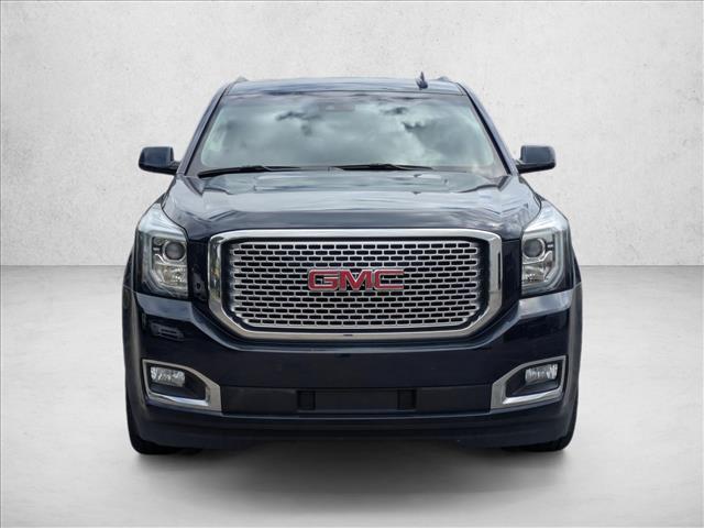 2017 Gmc Yukon XL Denali photo 2