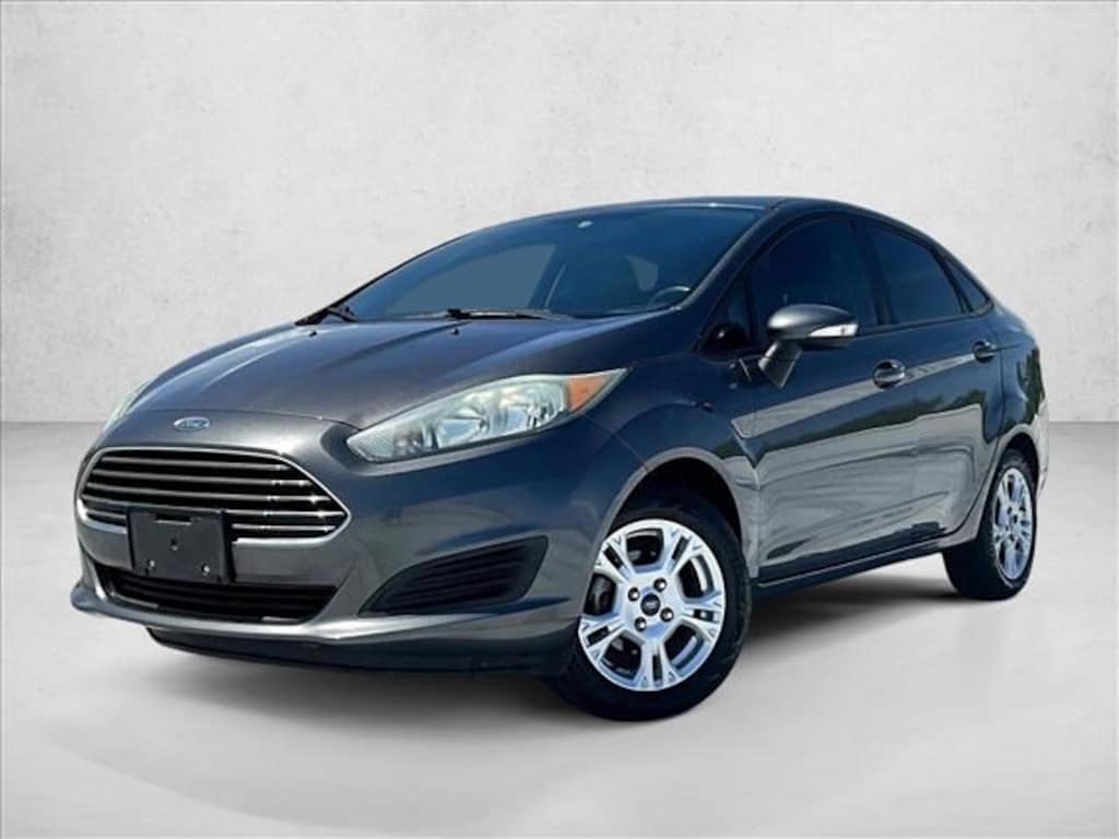 Used 2016 Ford Fiesta SE Sedan
