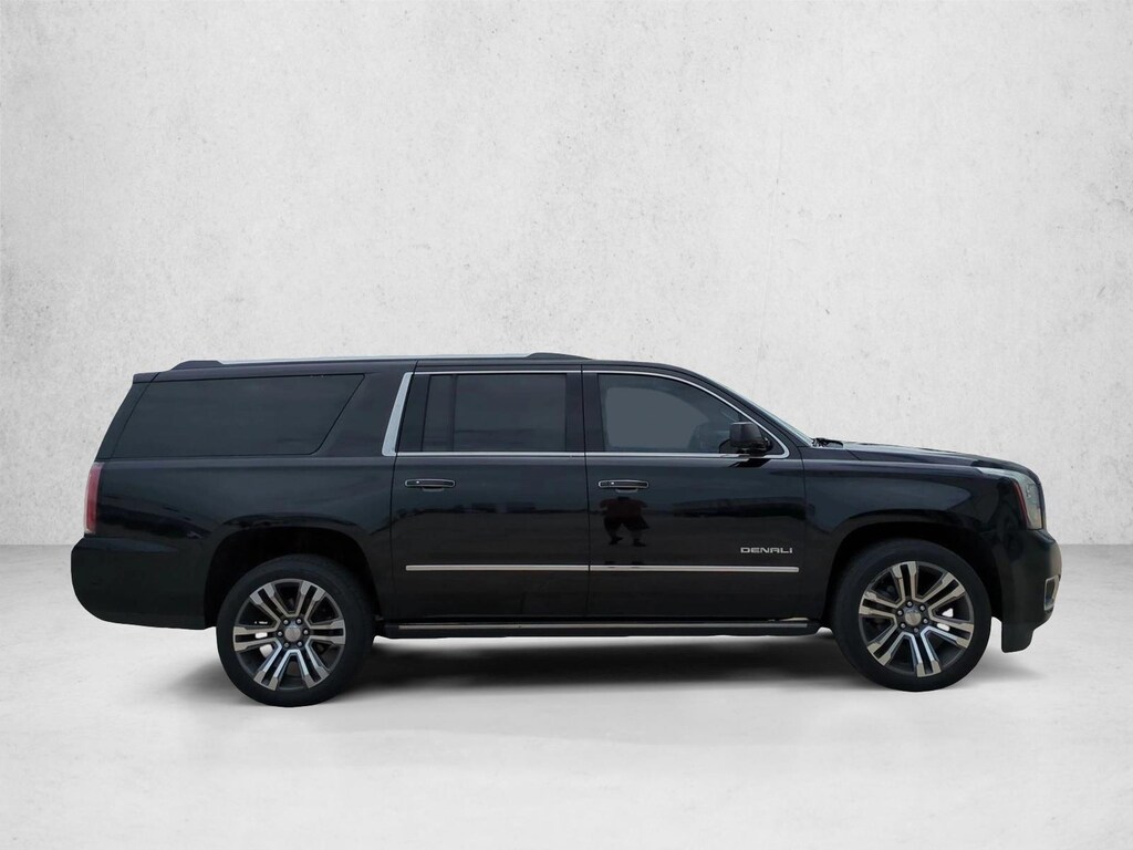 Used 2019 GMC Yukon XL Denali SUV