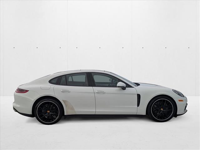 2020 Porsche Panamera 4 photo 4