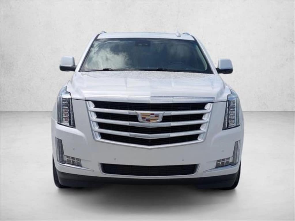 Used 2018 CADILLAC Escalade Luxury SUV
