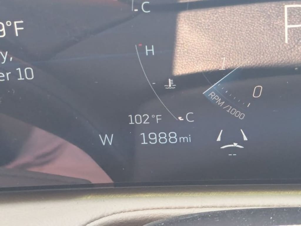 Used 2025 CADILLAC XT4 FWD Premium Luxury SUV