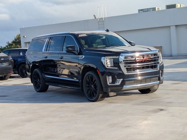 2021 Gmc Yukon XL SLT photo 3