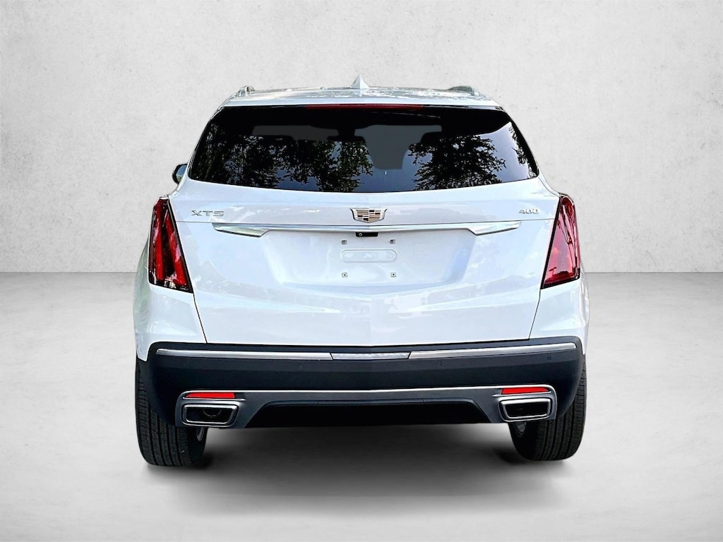 Certified 2025 CADILLAC XT5 FWD Premium Luxury SUV