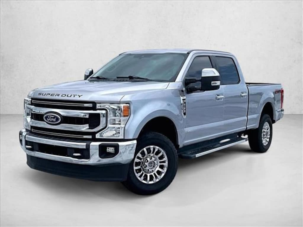 Used 2020 Ford F-250 XLT Truck Crew Cab