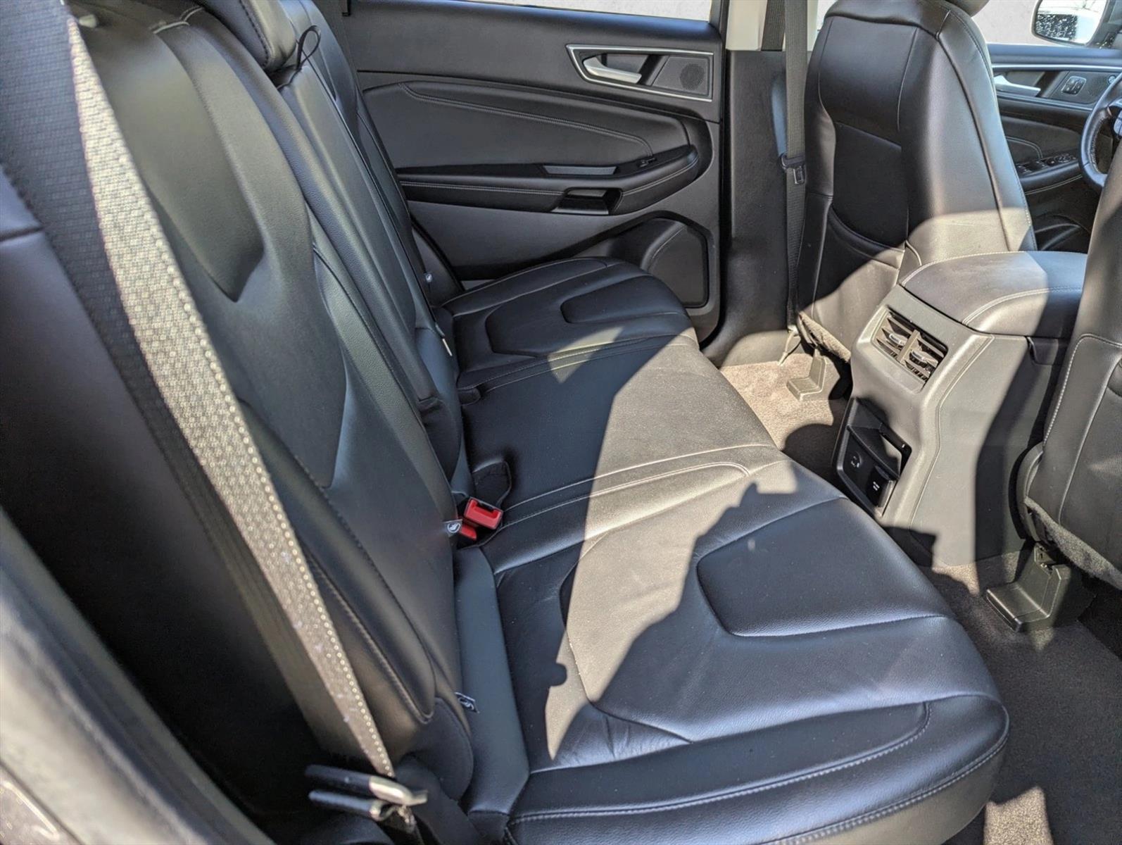 2022 Ford Edge Titanium - Photo 29