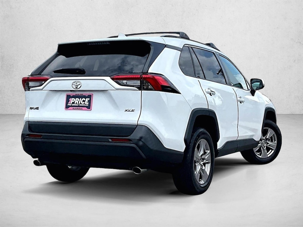Used 2022 Toyota RAV4 XLE Sport Utility