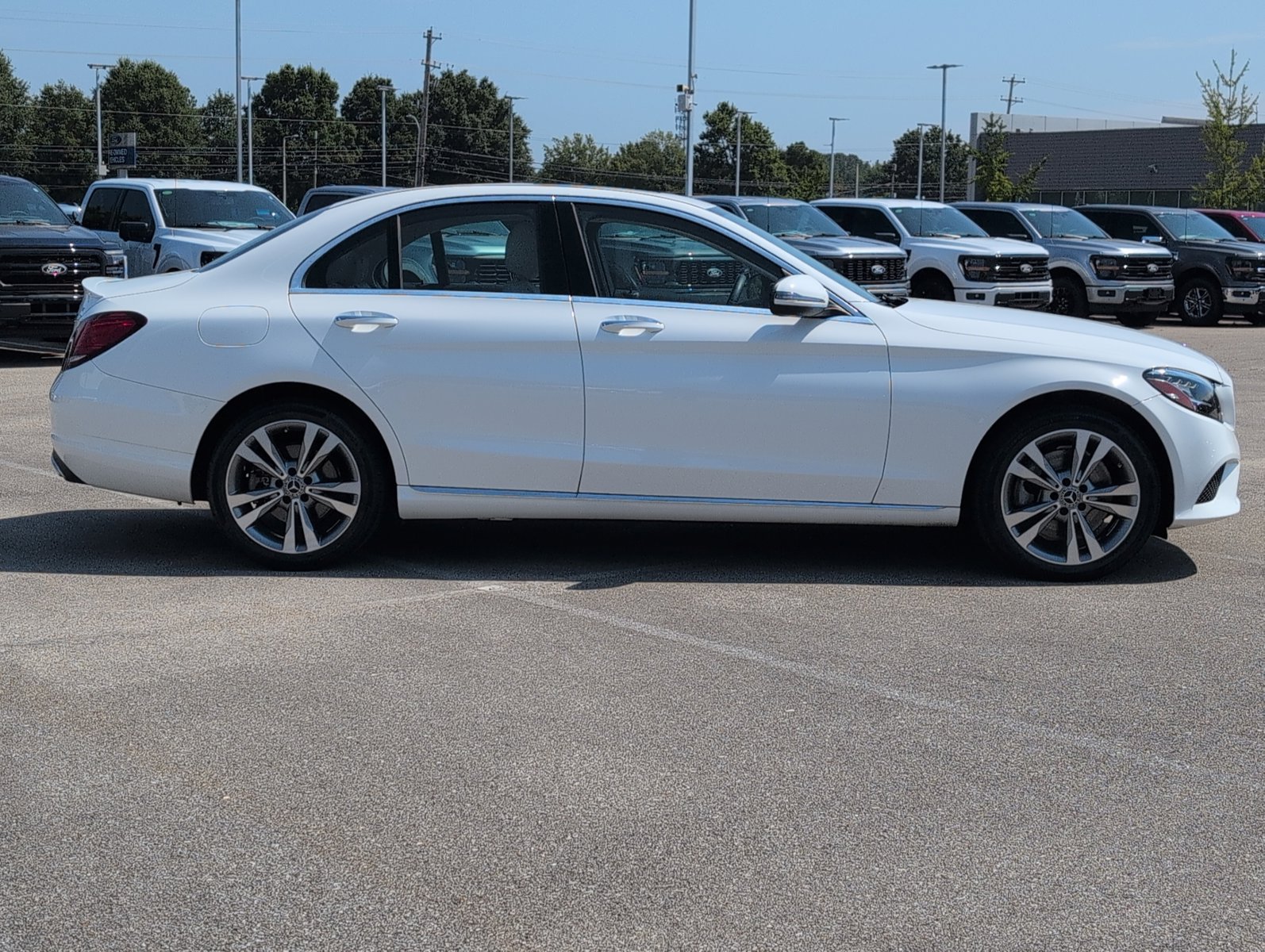 2020 Mercedes Benz C 300 Sedan photo 4