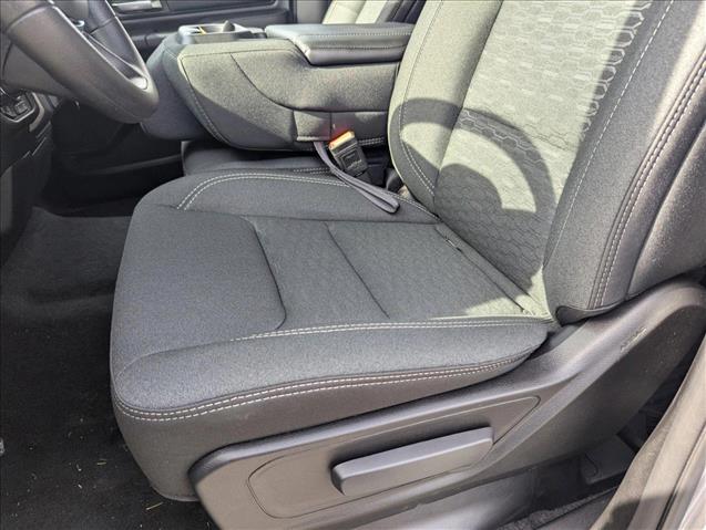 2025 Ram 1500 Warlock photo 4