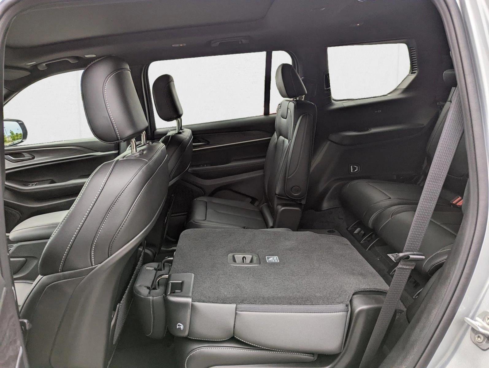 2025 Jeep Grand Cherokee L Limited - Photo 19