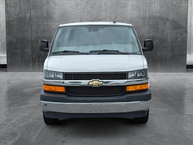 Used 2021 Chevrolet Express Passenger LT with VIN 1GAZGPFP5M1221554 for sale in Columbus, GA