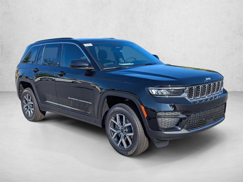 New 2027 Jeep Grand Cherokee Laredo X SUV