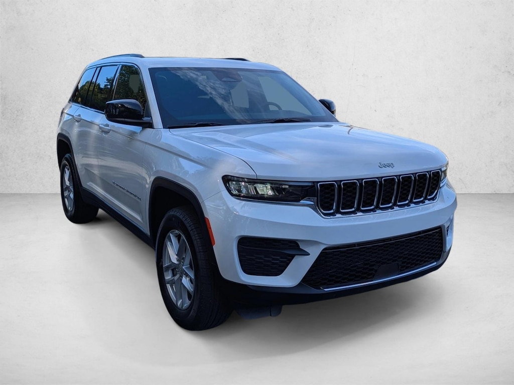 New 2025 Jeep Grand Cherokee Laredo X SUV
