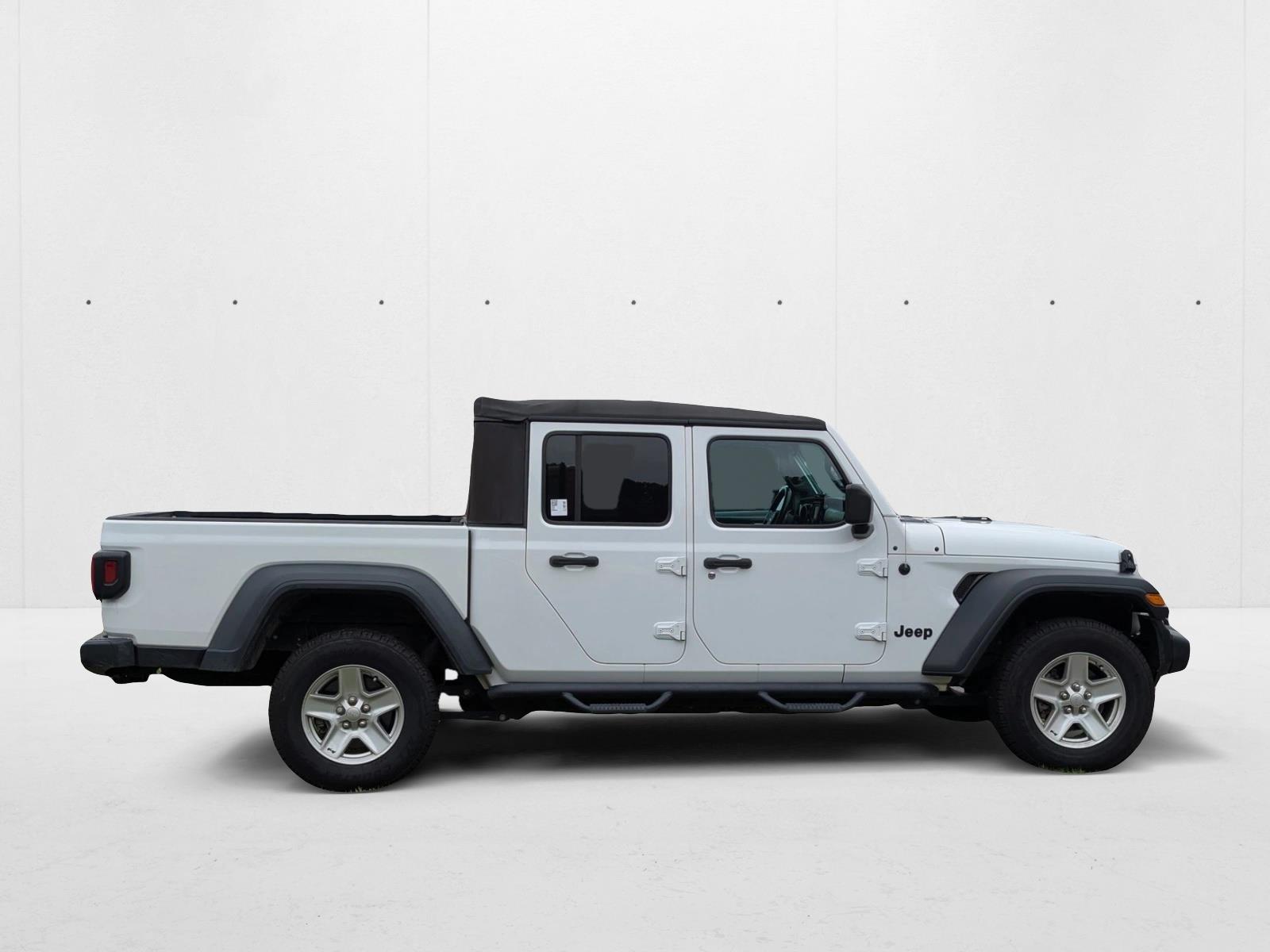 2020 Jeep Gladiator Sport S photo 4