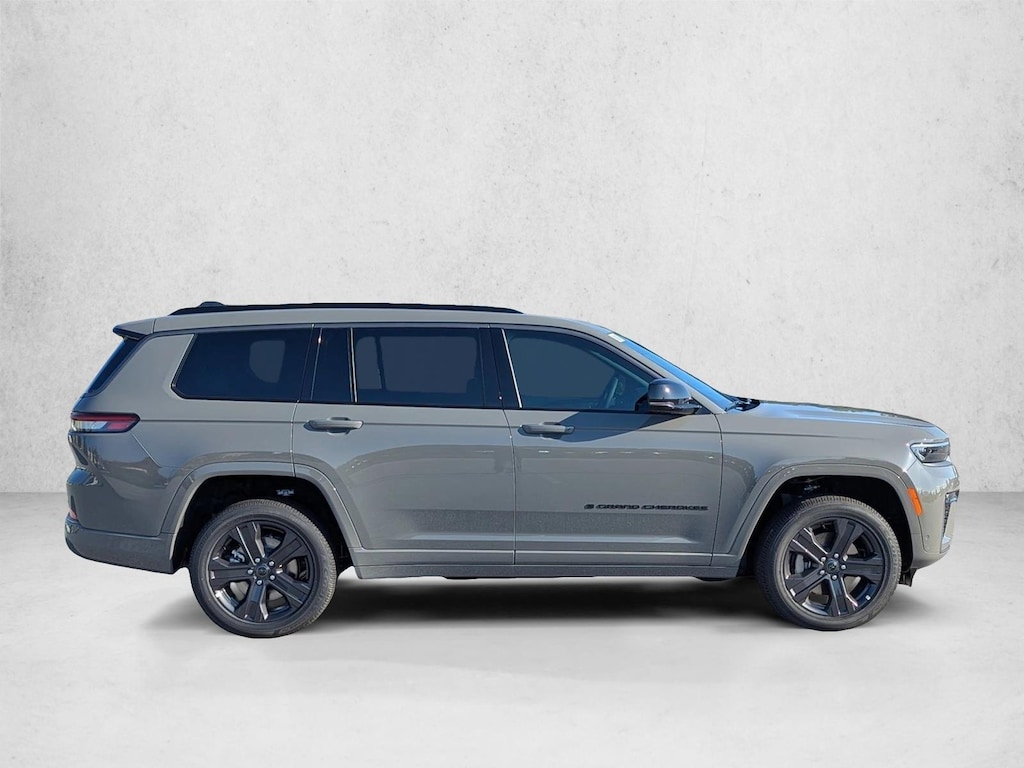 New 2027 Jeep Grand Cherokee L 3 Row Limited Reserve SUV