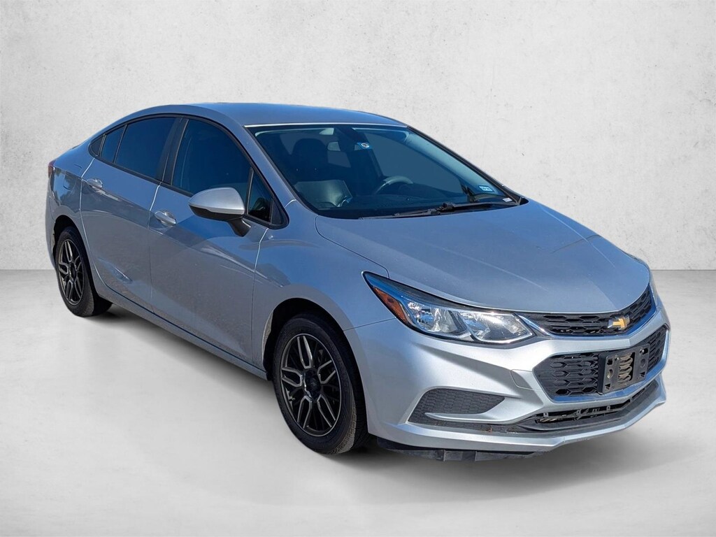 Used 2018 Chevrolet Cruze LS 4dr Car